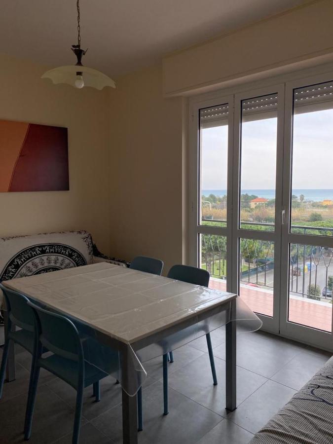 Appartamento Vista Mare Albenga Exterior photo